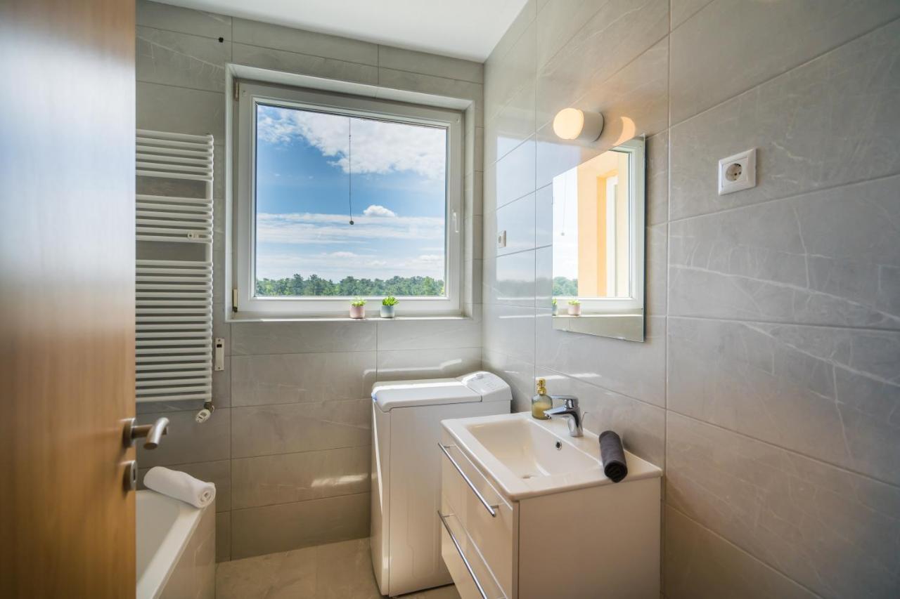 Myflat Golden Coast Panorama Apartment Siófok Exteriör bild